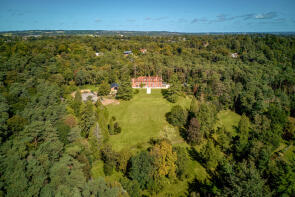 Frensham Manor, Mill Lane, Frensham, Farnham GU10 3EE