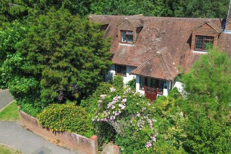 Milford Lodge, Milford, Godalming, Surrey, GU8