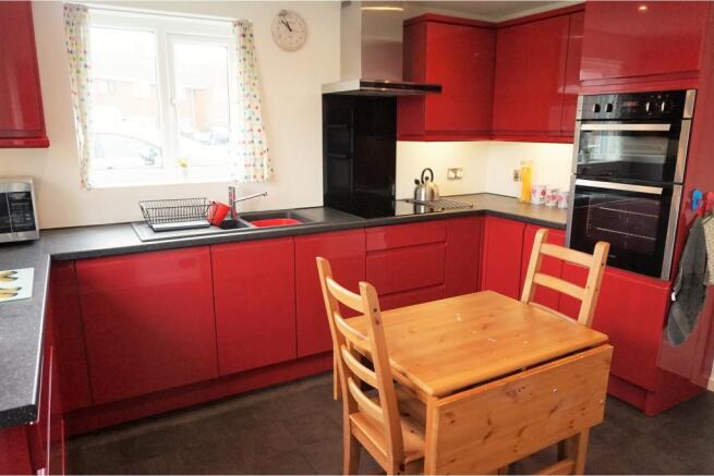 Kitchen / Breakfast