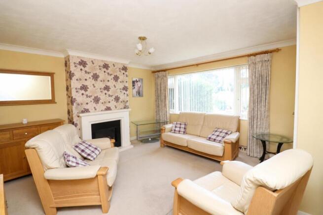 Green Leys, Church Crookham, Fleet photo 4
