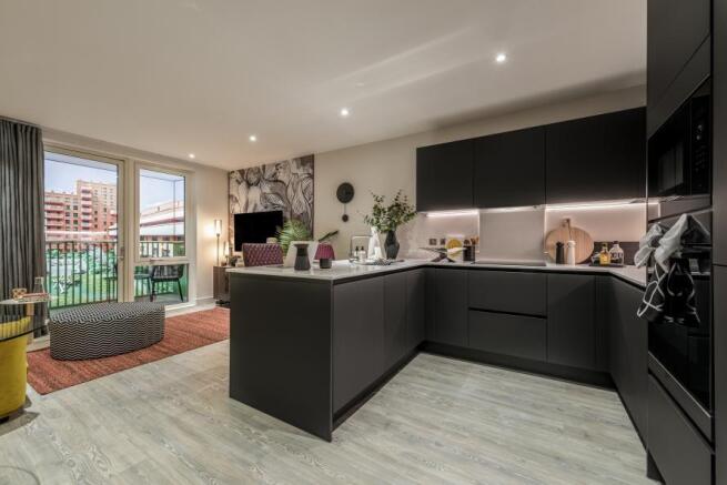 Dagenham Green 1 bed show