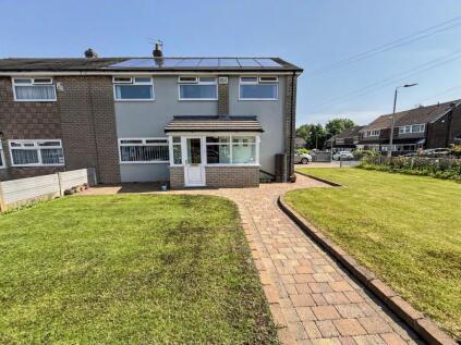 Chadderton Drive, Bury, BL9