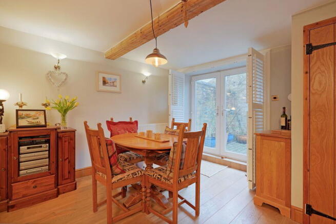 2 bed Semi-Detached for sale Image 9