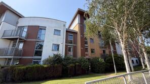 48, Kelvin Gate, Bracknell RG12 2TG