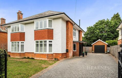 Dunkeld Road, Talbot Woods, Bournemouth, BH3