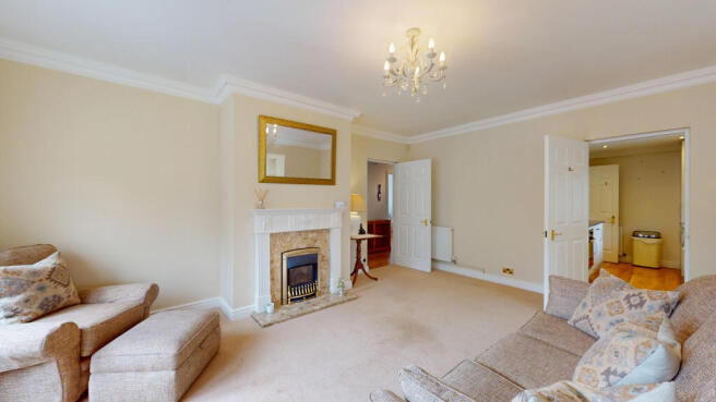 2 bed Apartment to rent Image 8