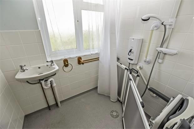 Photo 9