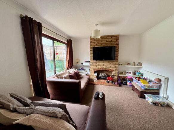 Sidebrook Court, Thorplands photo 4