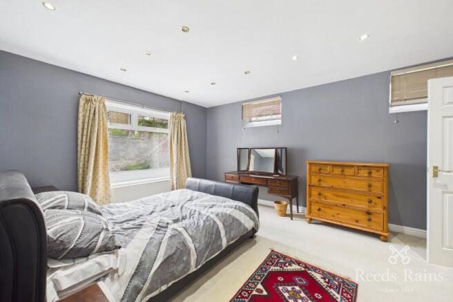 3 bed End of Terrace for sale Image 11