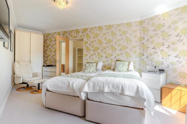 2 bed Bungalow to rent Image 8