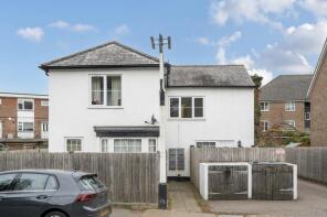 Flat E, 185, Waterside, Chesham HP5 1PG
