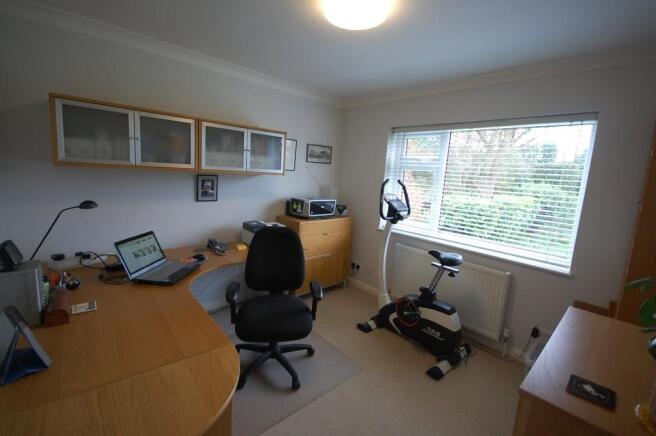 Photo 8