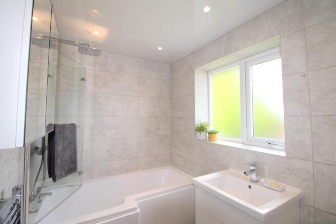 Family bathroom