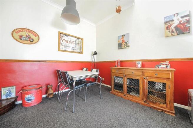 Lounge/diner