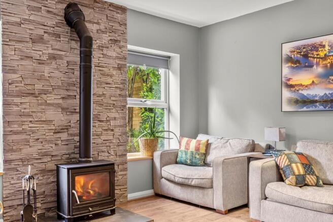 4 bed Detached for sale Image 12