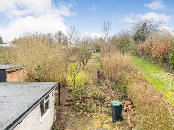 9 Westfield Chase, Aldbourne, Marlborough, SN8 2DB