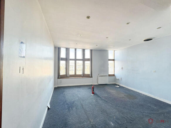 9 bed Block of Apartments for sale Image 10