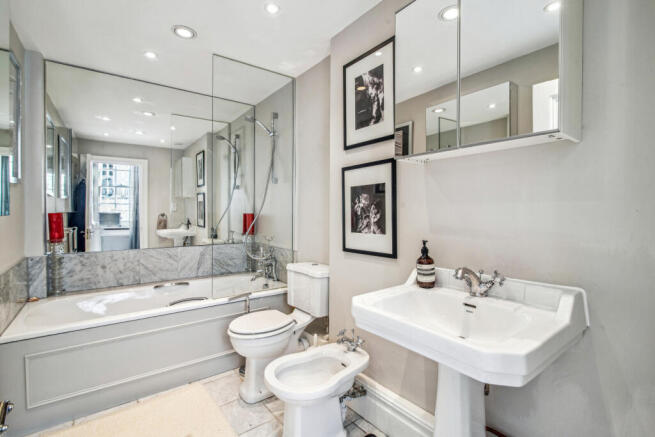 Principal Bathroom