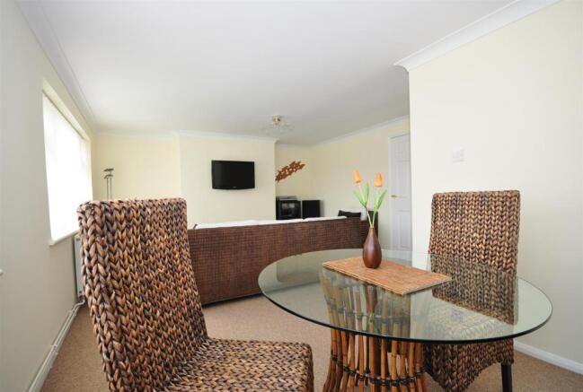 Lounge/Diner