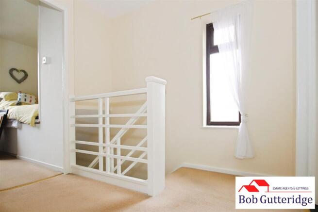 FIRST FLOOR LANDING