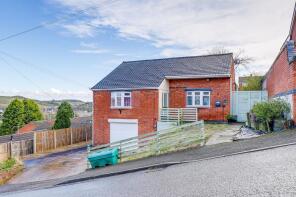 24, Freda Avenue, Nottingham NG4 4FY