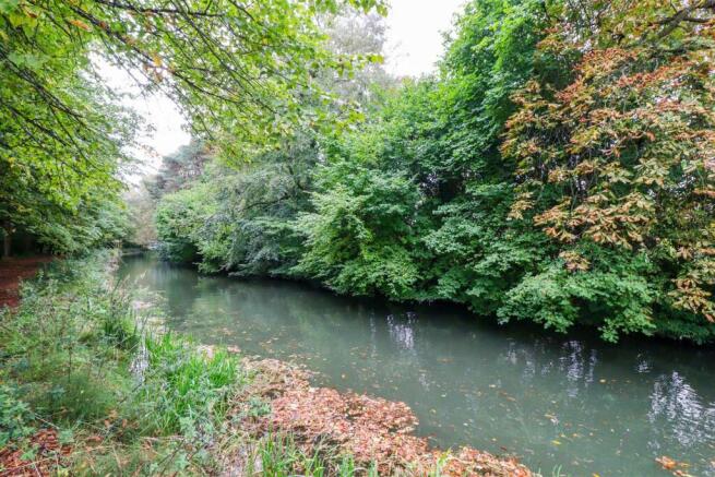 Basingstoke Canal