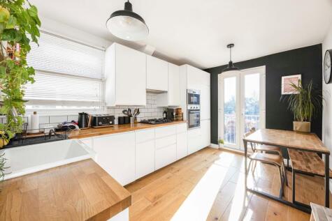 Dawlish Road, London, E10