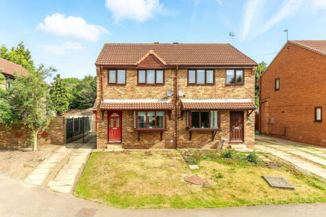 The Poplars, Knottingley, WF11