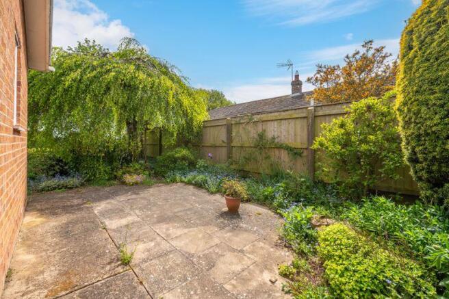 Side garden