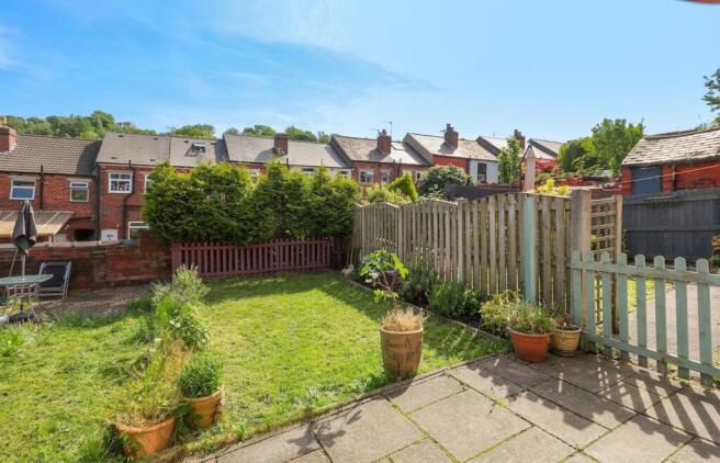 3 bed Terraced for sale Image 4