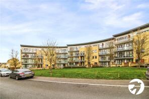 10, Redwing Crescent, Waterstone Way, Greenhithe DA9 9TE