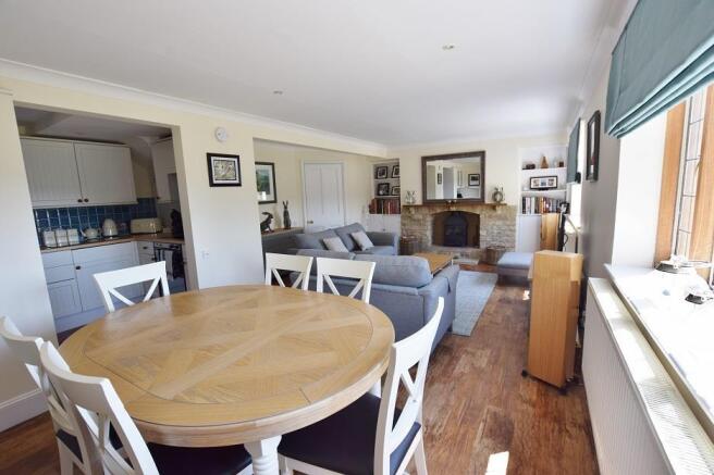 1 Bourton Far Hill Cottges - Sitting Room 2.jpg