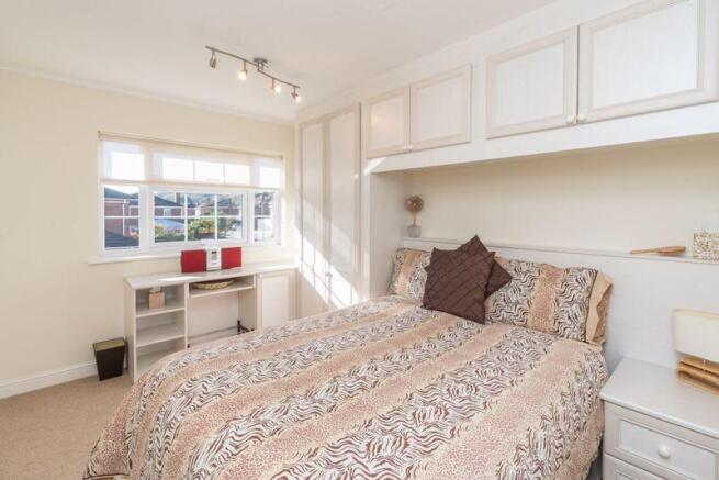 BEDROOM 2