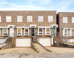 34, Shaftesbury Way, Twickenham TW2 5RP
