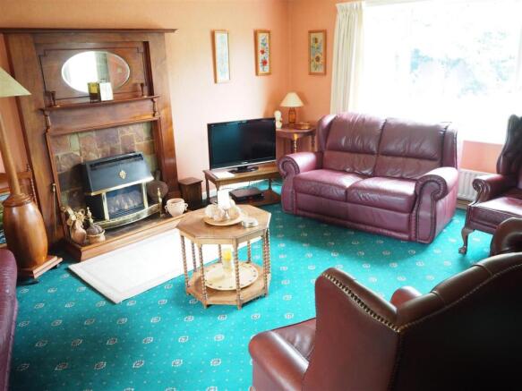 Lounge Two 275