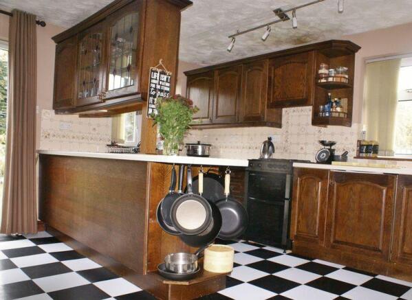 Dining Kitchen...