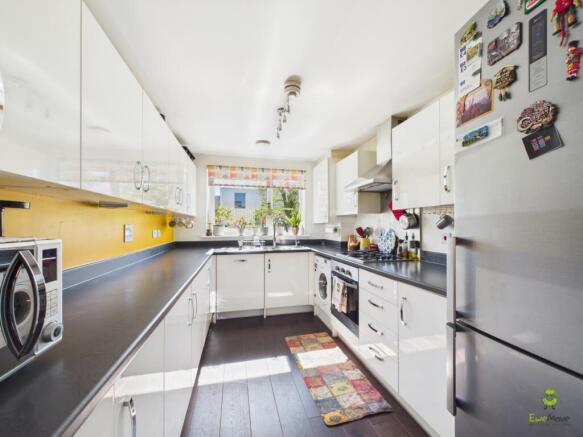 Presented by Nicoleta at EweMove Bexleyheath and