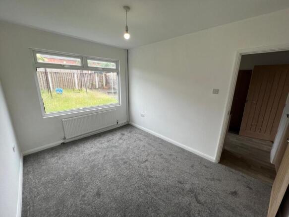 3 bed Semi-Detached for sale Image 7