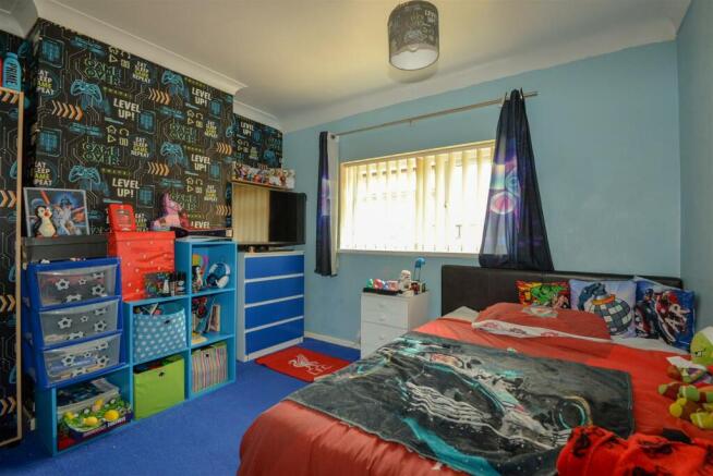 Bedroom2 1.jpg