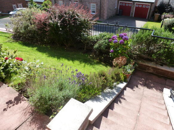 Photo 18