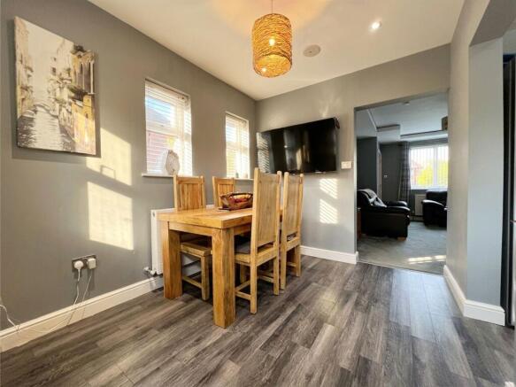 3 bed Semi-Detached for sale Image 5