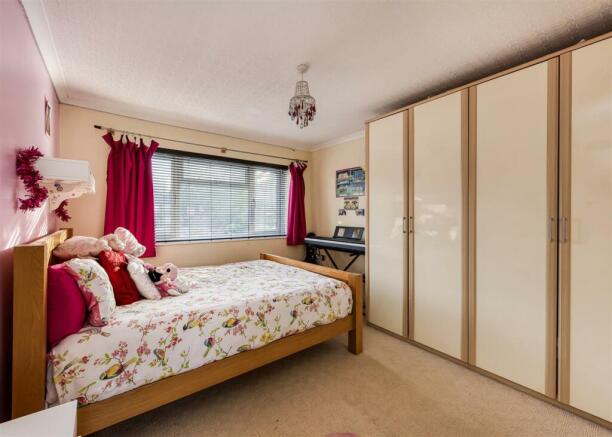 288b Penn Road-bed2.jpg