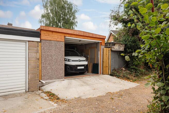 (Rightmove) 17.jpg