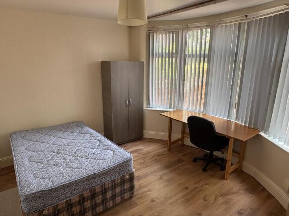 Mauldeth Road, Manchester photo 5
