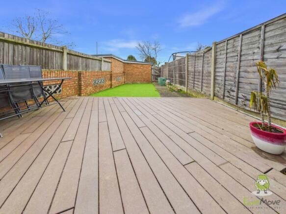 CAM01543G0-PR0173-STILL007