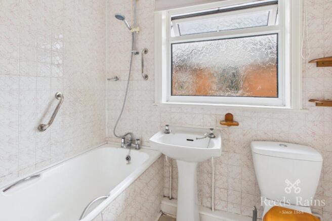 3 bed Semi-Detached for sale Image 12