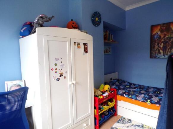 2 bed Terraced to rent Image 11