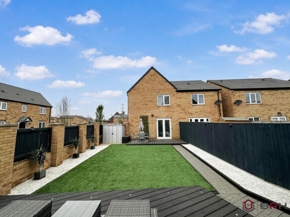 3 bed Semi-Detached for sale Image 4