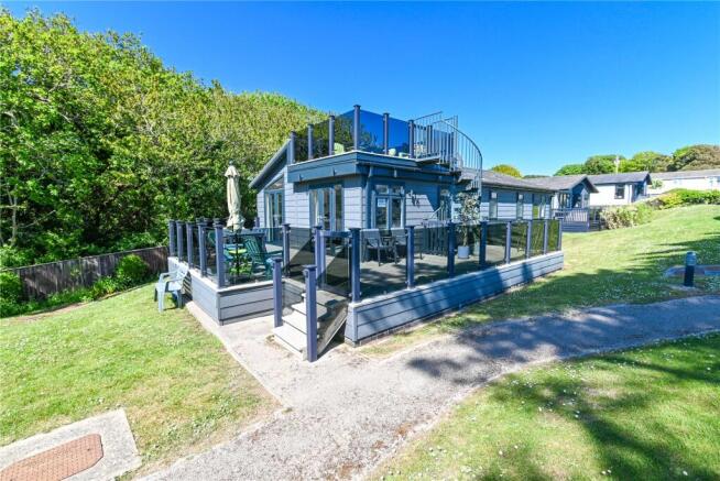 3-bed caravan on Hengistbury Heights, Hoburne Naish Holiday Park, Barton On Sea, Hampshire, BH25, £250,000