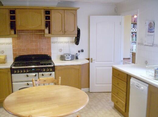 Dining kitchen